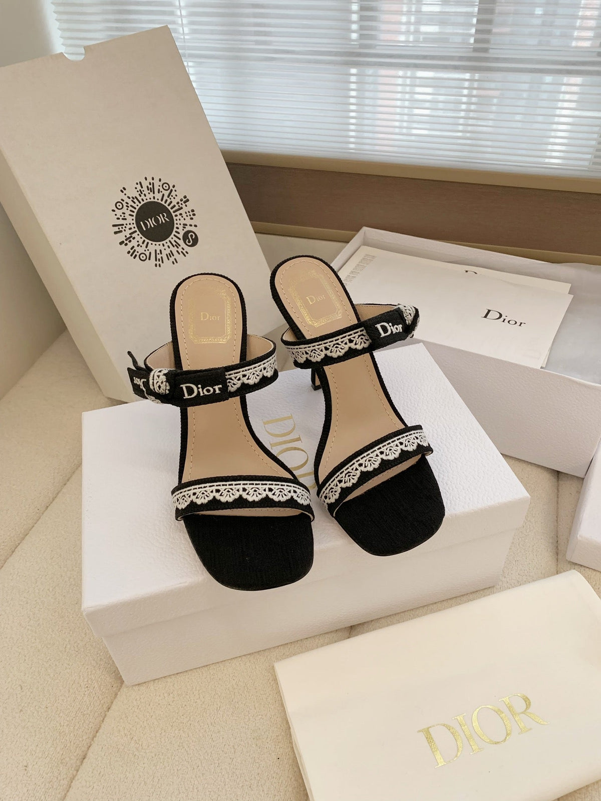 CD 26s High Heel Sandal 100 Black Canvas Sheepskin 664176