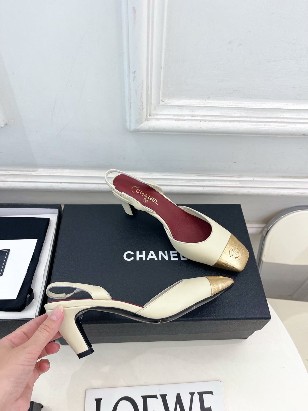 CC 26s Square Toe Slingback 6.5cm Gold Cream Leather 946913
