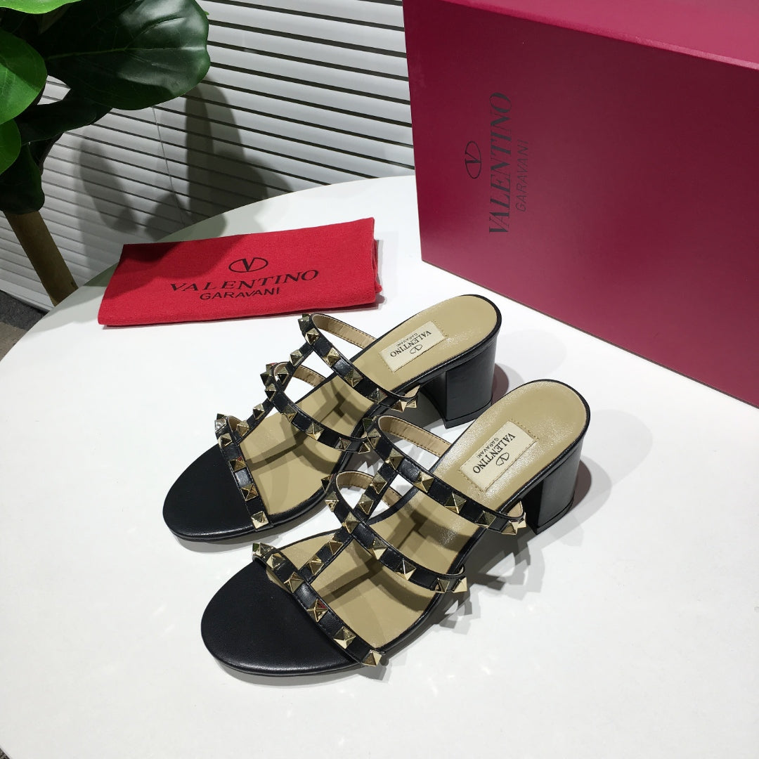 Valentino Rockstud Slide Sandal Leather 239516
