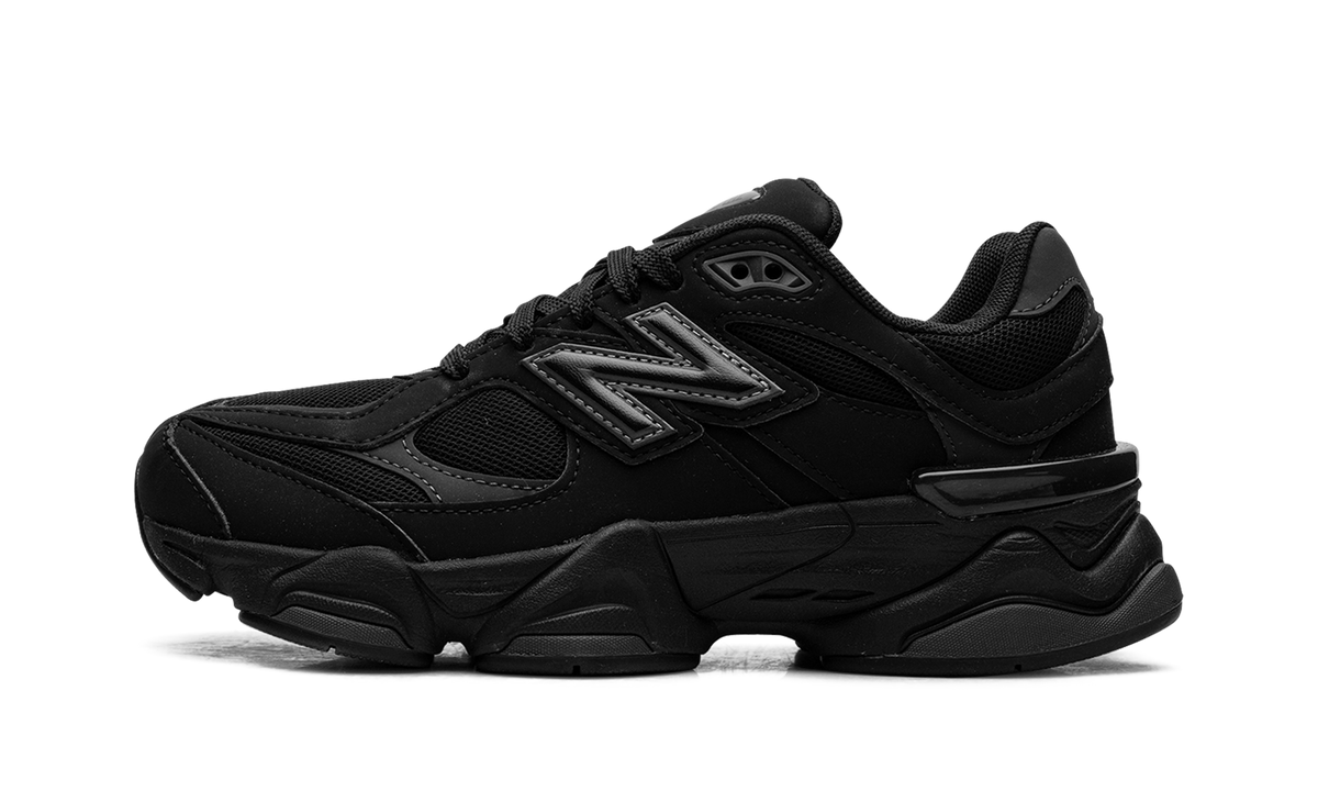 9060 GS "Black Cement" GC9060GE