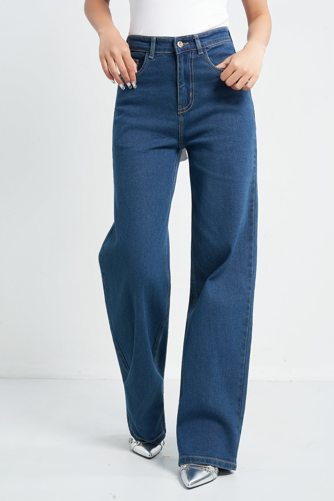 Wide Leg High Rise Jeans