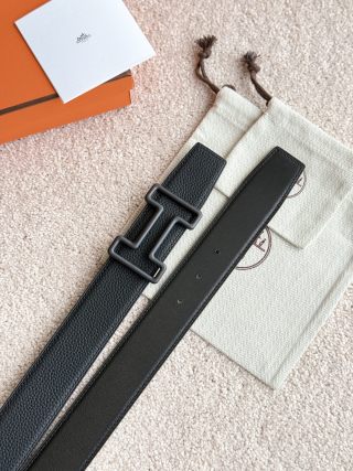 HM Buckle Belt Black Calfskin 187504