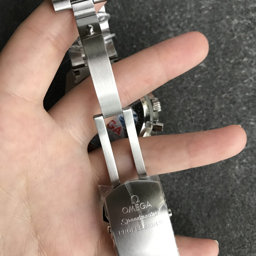 SPEEDMASTER SILVER SNOOPY STAINLESS STEEL BEST VERSION