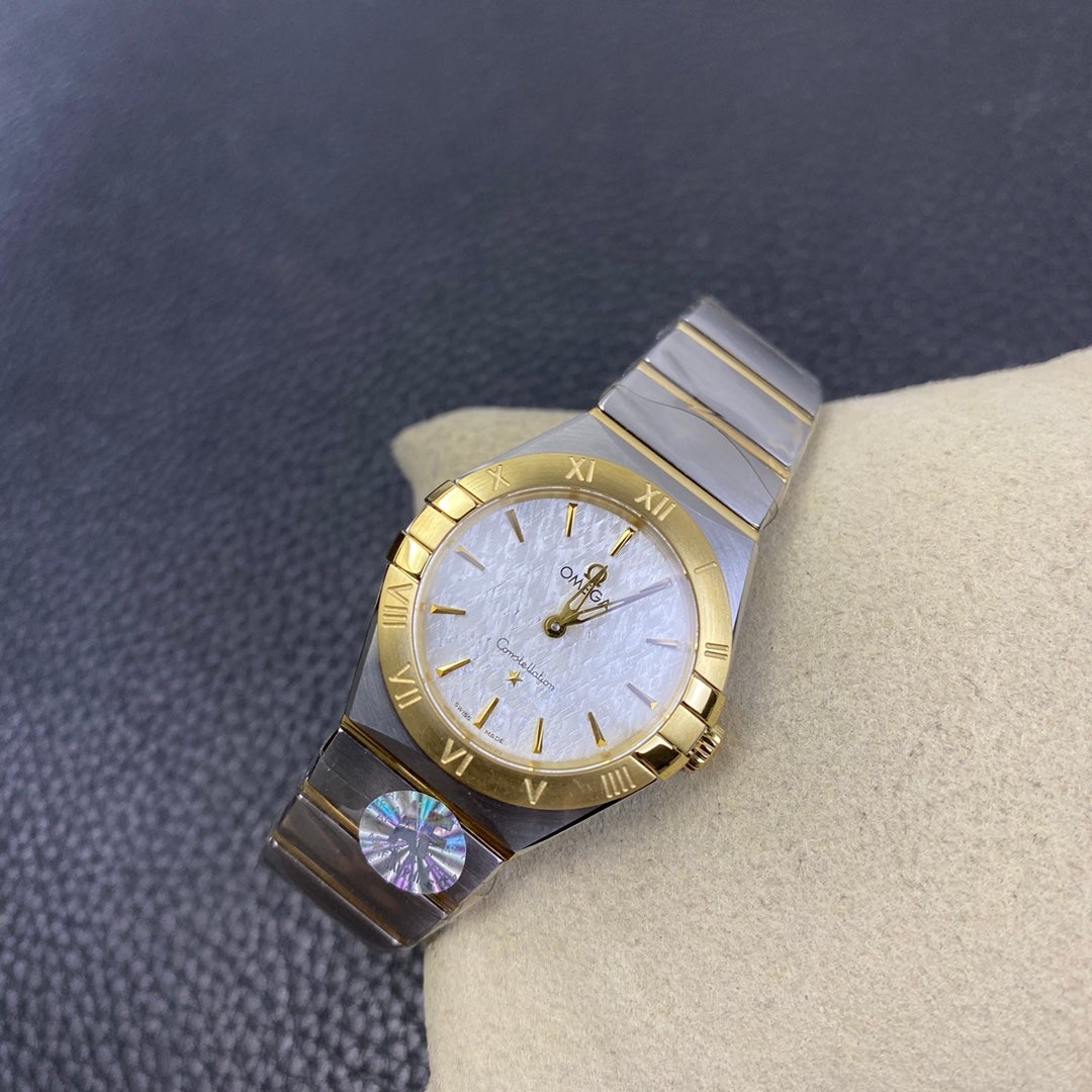 CONSTELLATION QUARTZ 28MM GOLD STEEL