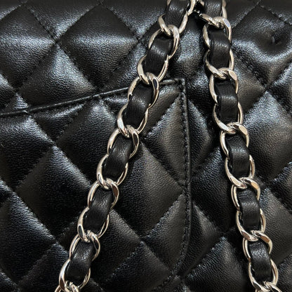 FLAP BAG 25CM HARDWARE BLACK LAMBSKIN