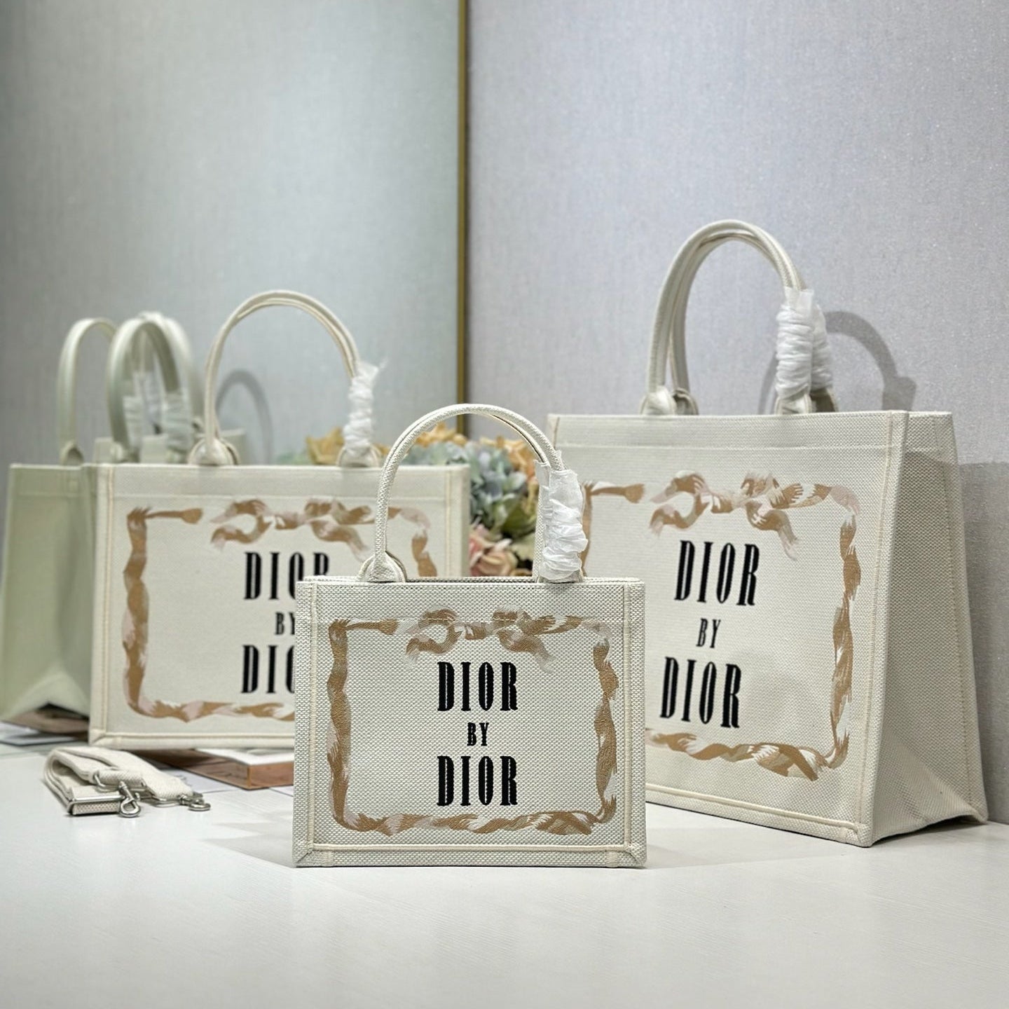 CD Book Tote White in Canvas 288122