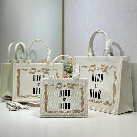 CD Book Tote White in Canvas 288122