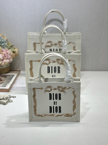 CD Book Tote White in Canvas 288122