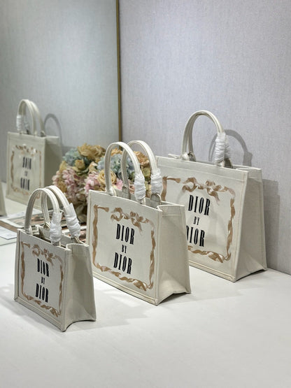 CD Book Tote White in Canvas 288122