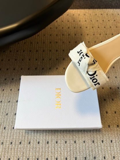 CD 26SS Letter Webbing Flat Sandals White in Fabric 789473