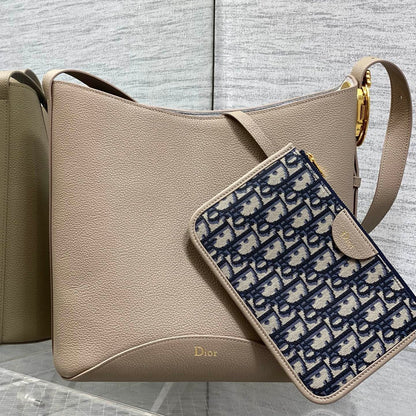 CD Médaillon Bucket Bag 26.5cm Elephant Grey in Cowhide 155514
