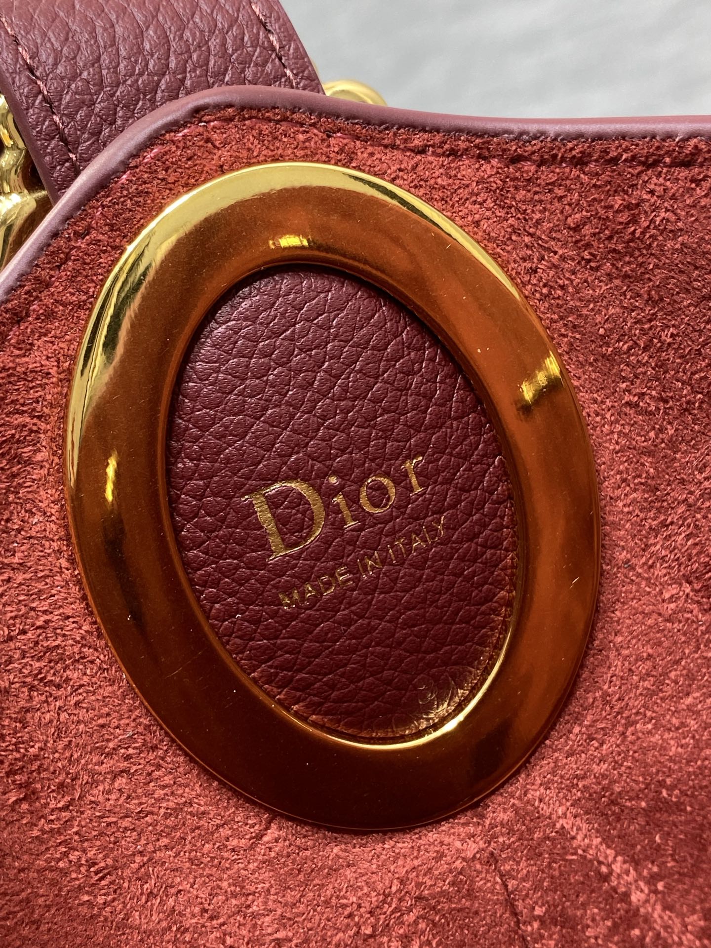 CD Médaillon Bucket Bag 26.5cm Burgundy in Cowhide 155520