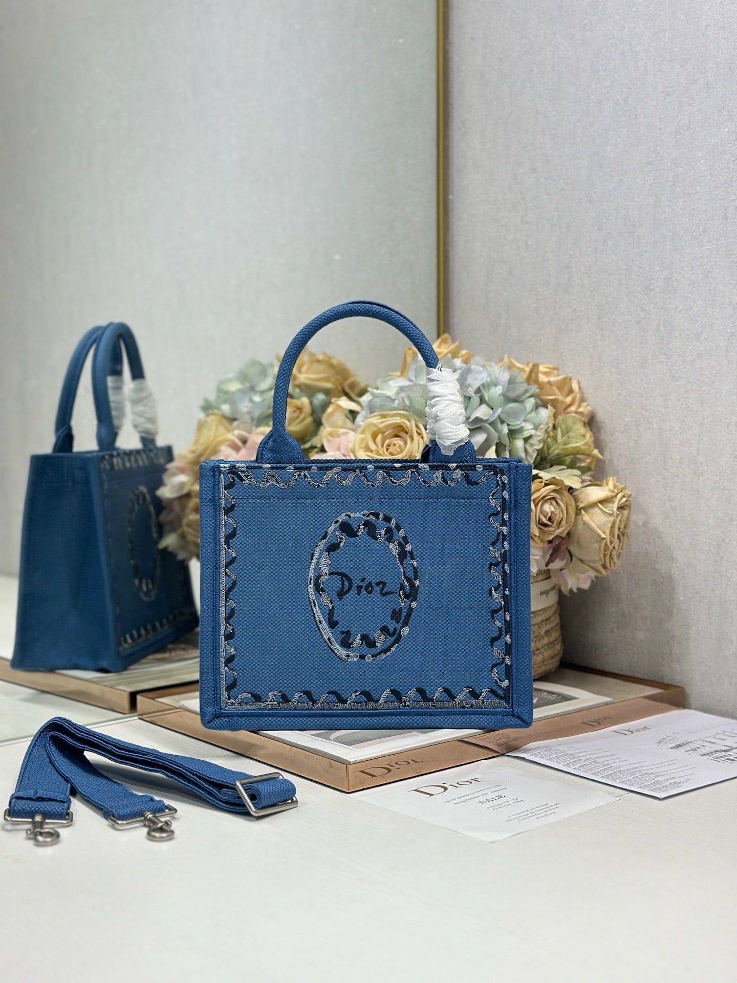 CD Medium Dioriviera Book Tote Blue Embroidered Canvas 158042