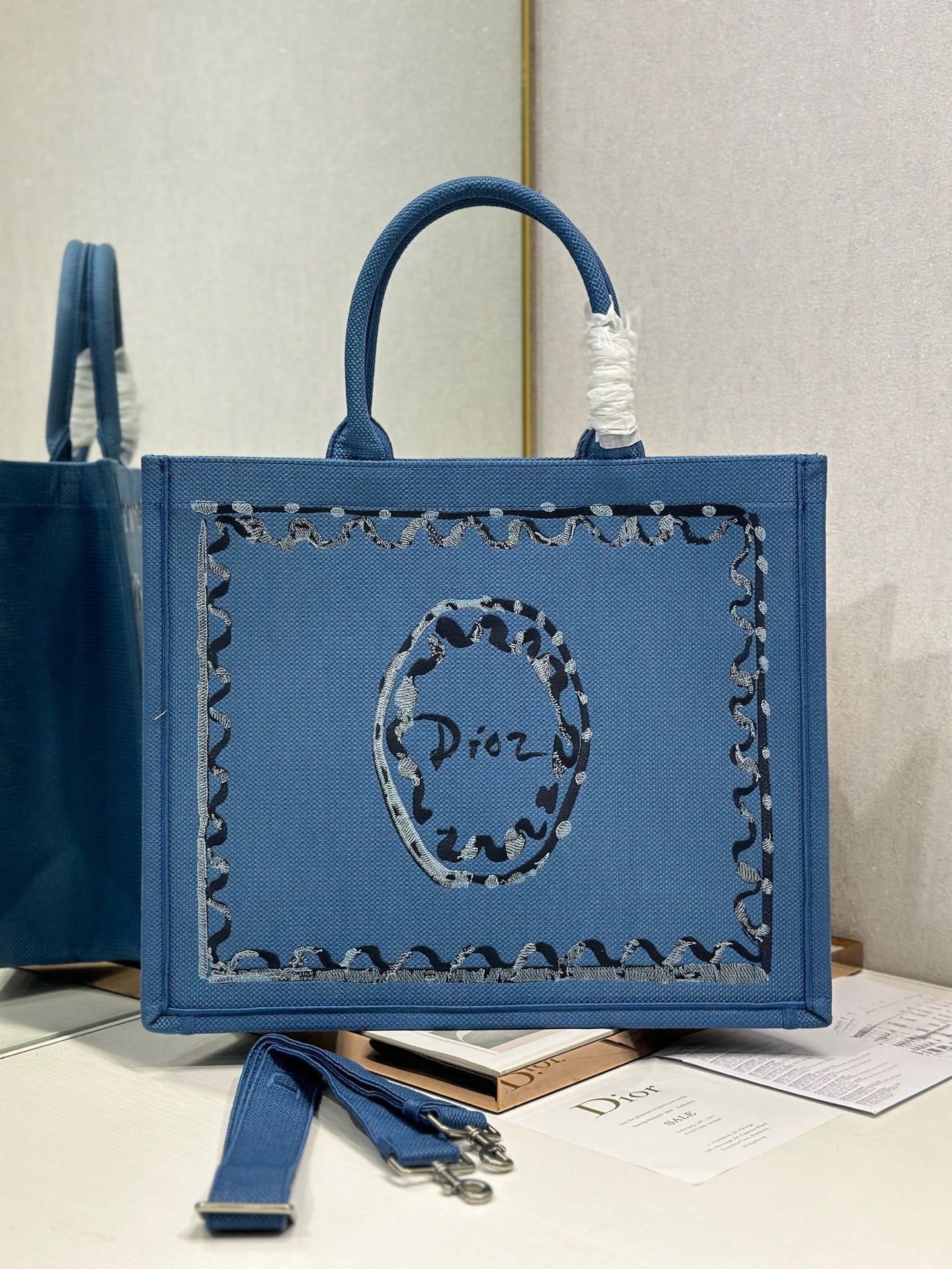 CD Medium Dioriviera Book Tote Blue Embroidered Canvas 158042