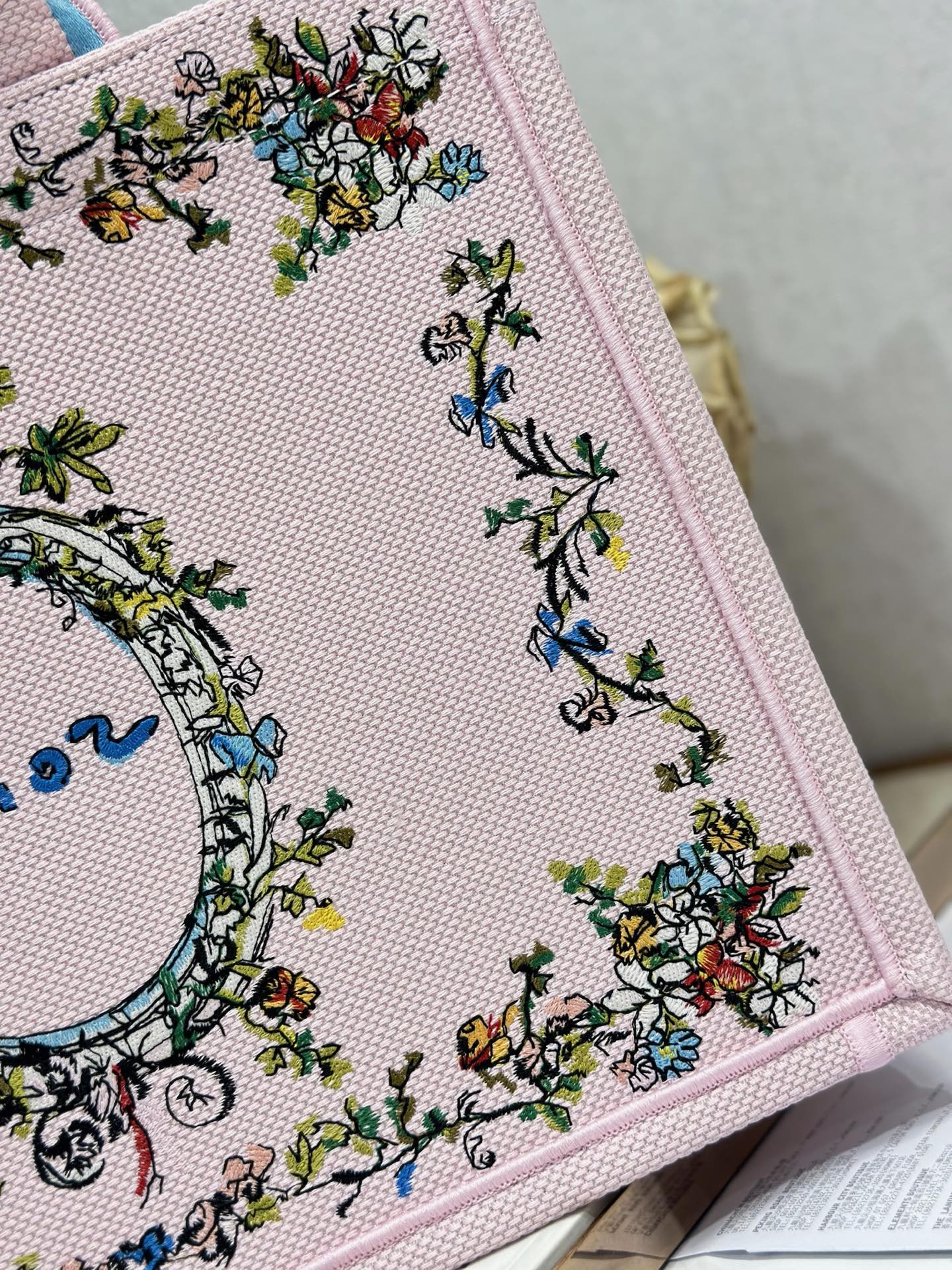 CD Medium Dioriviera Book Tote Pink Embroidered Canvas 158040