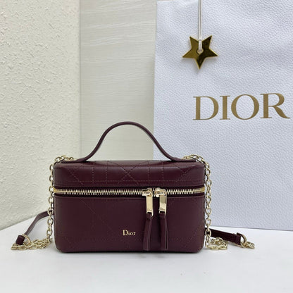 CD Cannage Vanity Chain Bag 19cm Burgundy Cowhide 158122