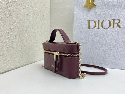 CD Cannage Vanity Chain Bag 19cm Burgundy Cowhide 158122