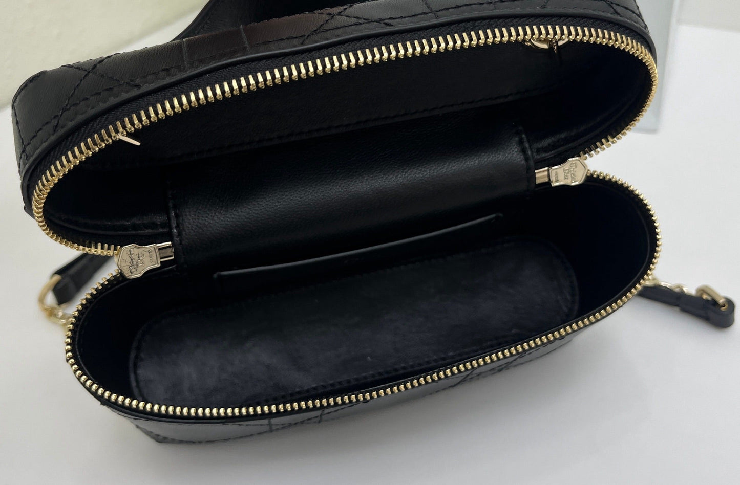 CD Cannage Vanity Chain Bag 19cm Black Cowhide 158120