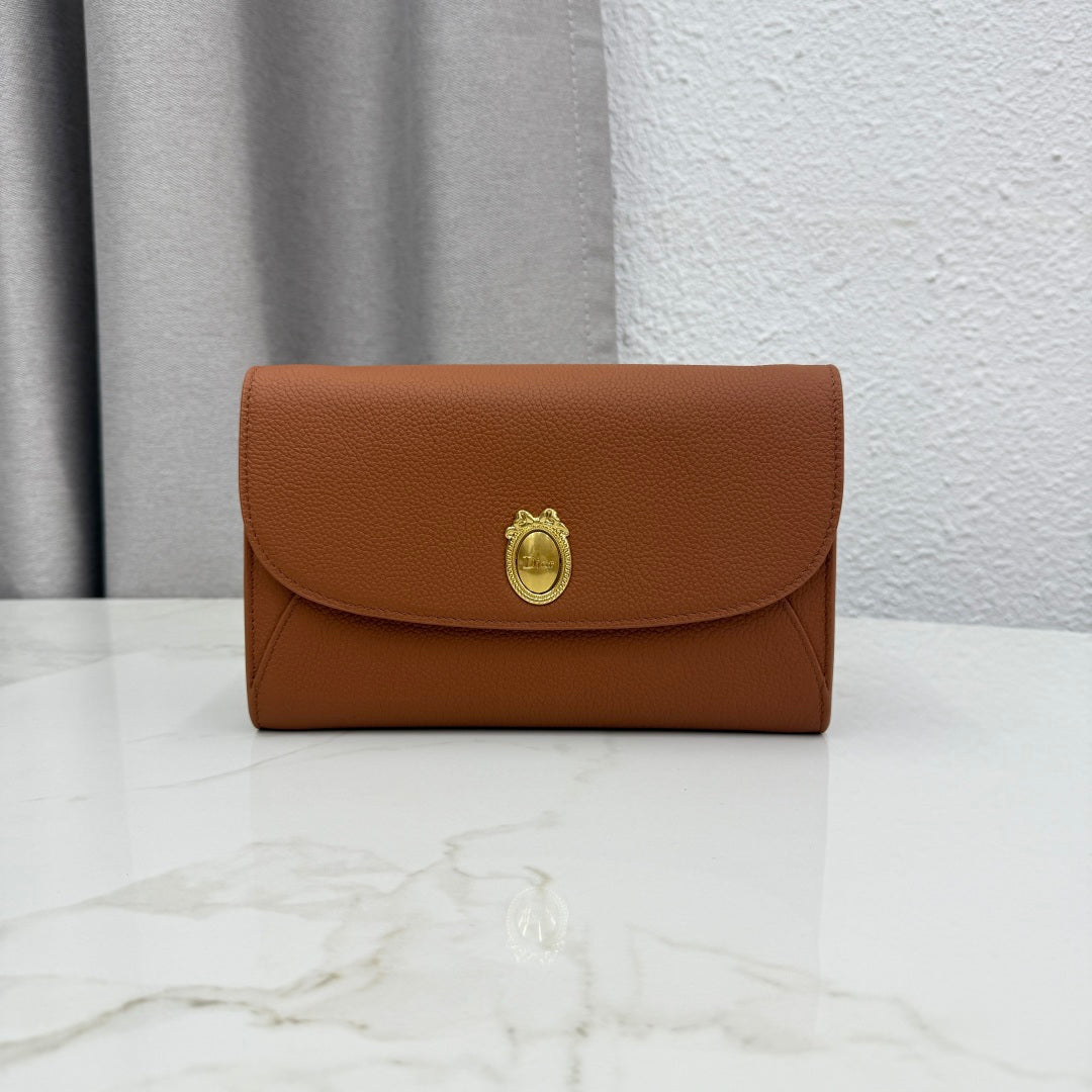 CD Médaillon Envelope Pouch 20.5cm Brown Cowhide Leather GHW 158552