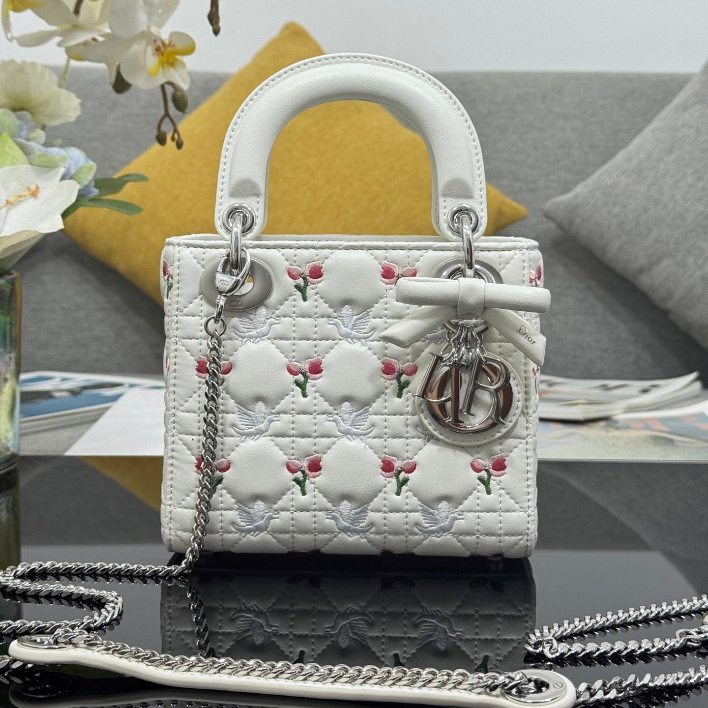 CD Mini Lady Dior 17cm White Embroidered Cowhide Leather SHW 158728