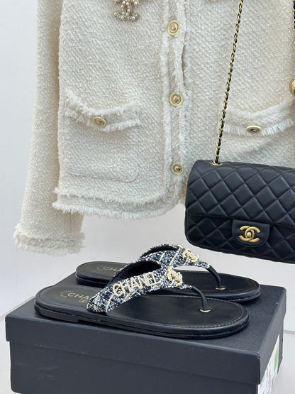 CC Crystal Logo Platform Thong Sandals Flat Black Tweed 887781