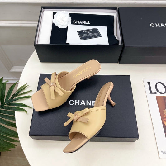 CC Bow Mules 5cm Beige Lambskin Leather 891757