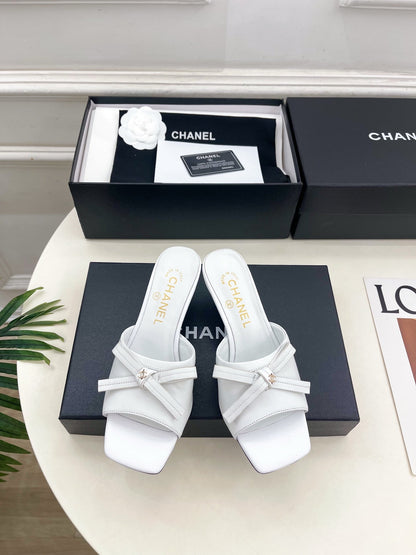CC Bow Mules 5cm White Lambskin Leather 891753