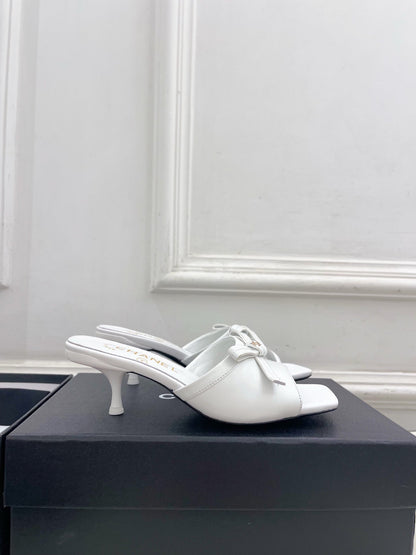 CC Bow Mules 5cm White Lambskin Leather 891753