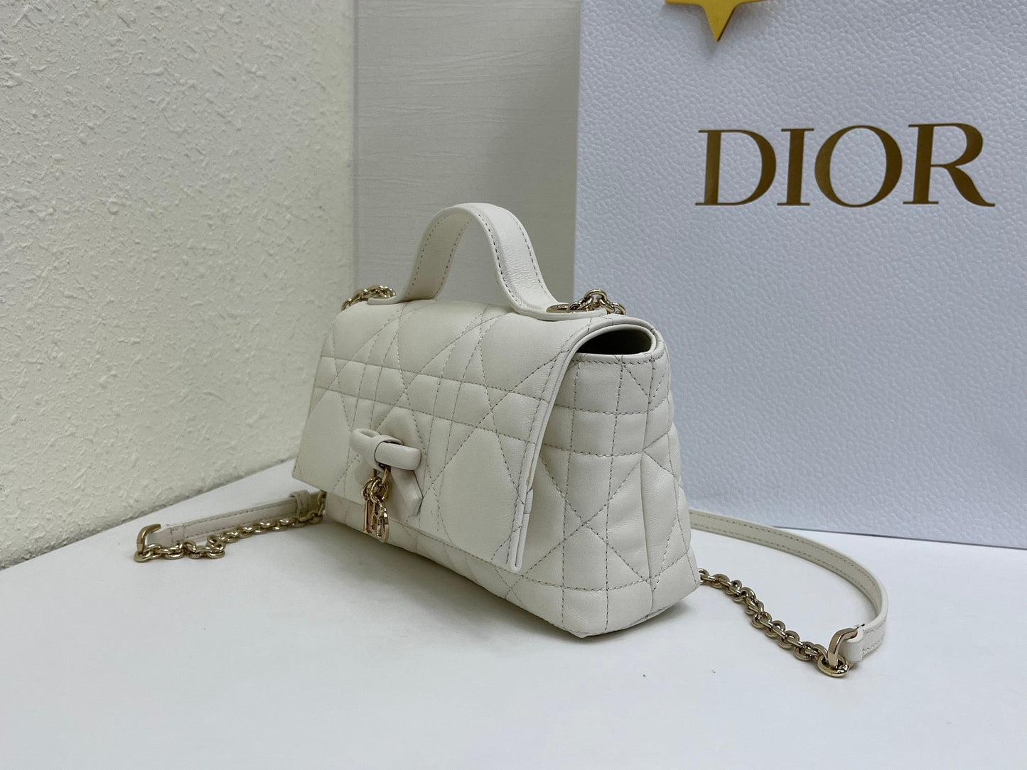 CD My Tender Top Handle Mini Bag 21cm White Macrocannage Leather 159475
