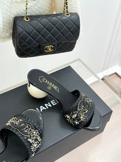 CC Pearl Heel Beaded Embroidered Mules Black Lambskin 904681