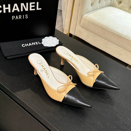 CC Bow Pointed Toe Mules Black Beige Leather 912938