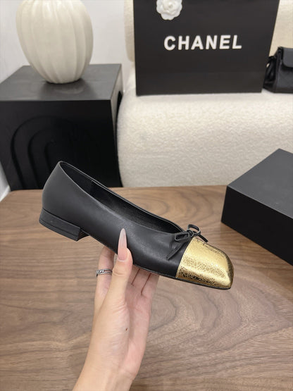 CC Square-Toe Ballet Flats Black Gold Lambskin 961515