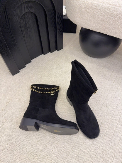 CC Mid-Calf Boots 4CM Gold Chain Charm Black Suede 961499