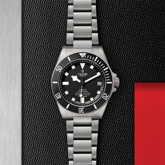 Pelagos Titanium 42mm - Black, Ceramic Bezel on Bracelet w/ Extra Rubber Strap