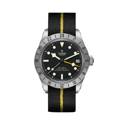Black Bay Pro 39mm - Black on Fabric Strap