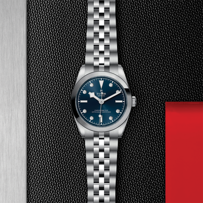 Black Bay One 31mm - Blue, Diamond-Set on Bracelet