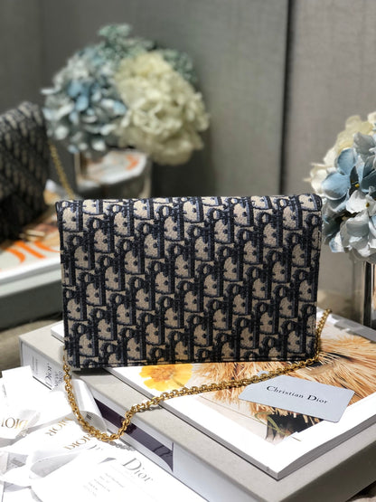 CD Saddle Pouch With Chain Blue Obique Embroidery