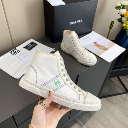 CC 26s Sneaker White Canvas 868476