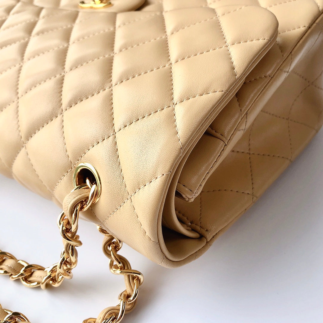 flap bag jumbo 30 light beige lambskin gold hardware