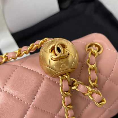 Classic Mini Flap Bag 20cm Pink Lambskin Gold Hardware