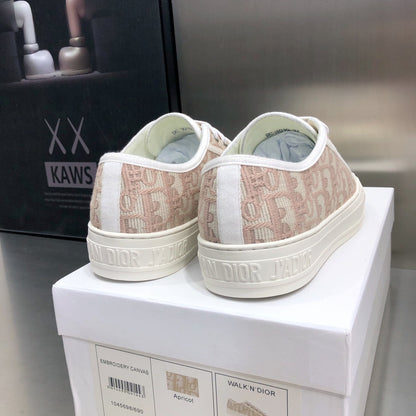 CD 26s Walk'n'Dior Sneaker Muted Pink Oblique Embroidered Cotton 966650