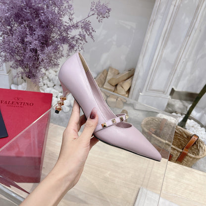 VT Rockstud Pumps Pink Sheepskin Leather