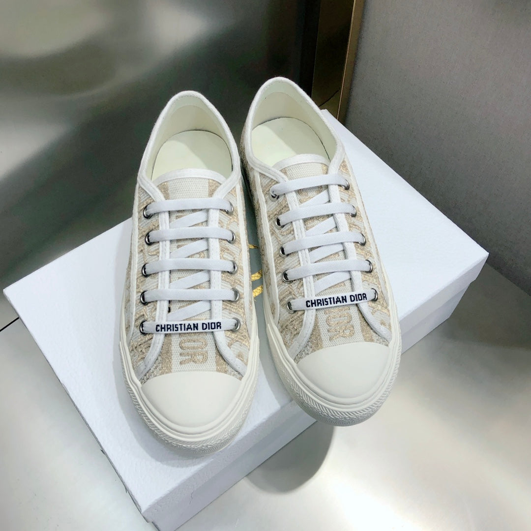CD 26s Walk'n'Dior Sneaker Beige Oblique Embroidered Cotton 966653