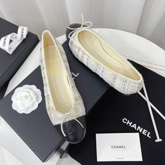 CC 26s Ballet Flat Black Cream Tweed Leather 944422