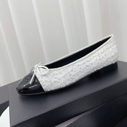 CC 26s Balletr Flat Black White Tweed Leather 944423