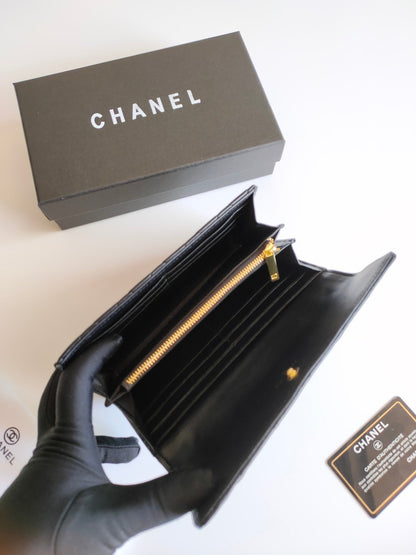 CC CLASSIC LONG PURSE CAVIAR 19 BLACK CALFSKIN
