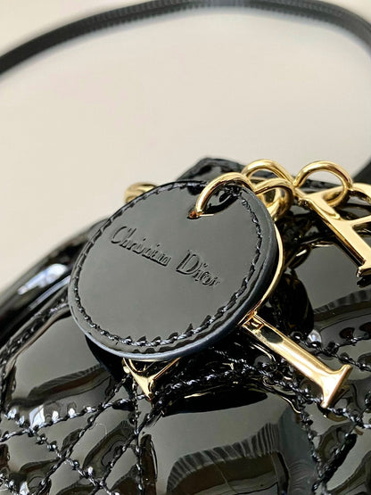 micro lady 12 black patent caslfskin