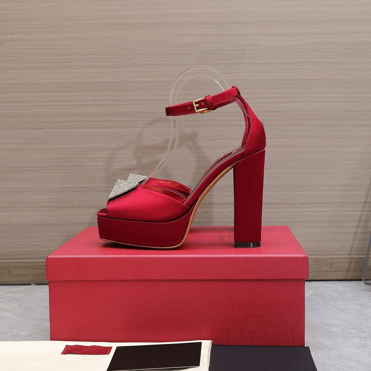 Open Toe Pump With One Stud Diamond Patent Red Leather 130MM