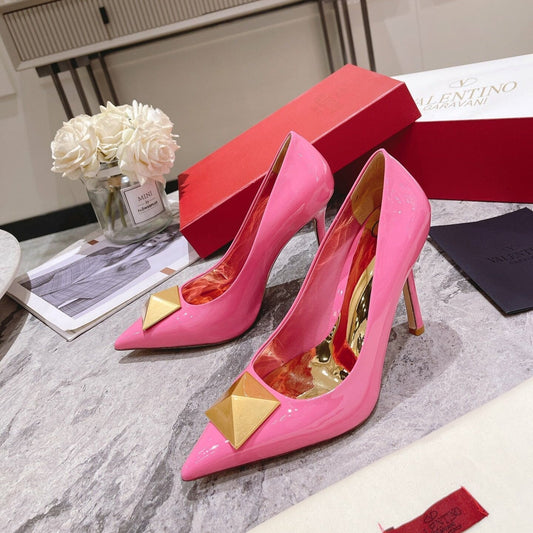 VT 25 Toe Pumps Pink Patent Leather