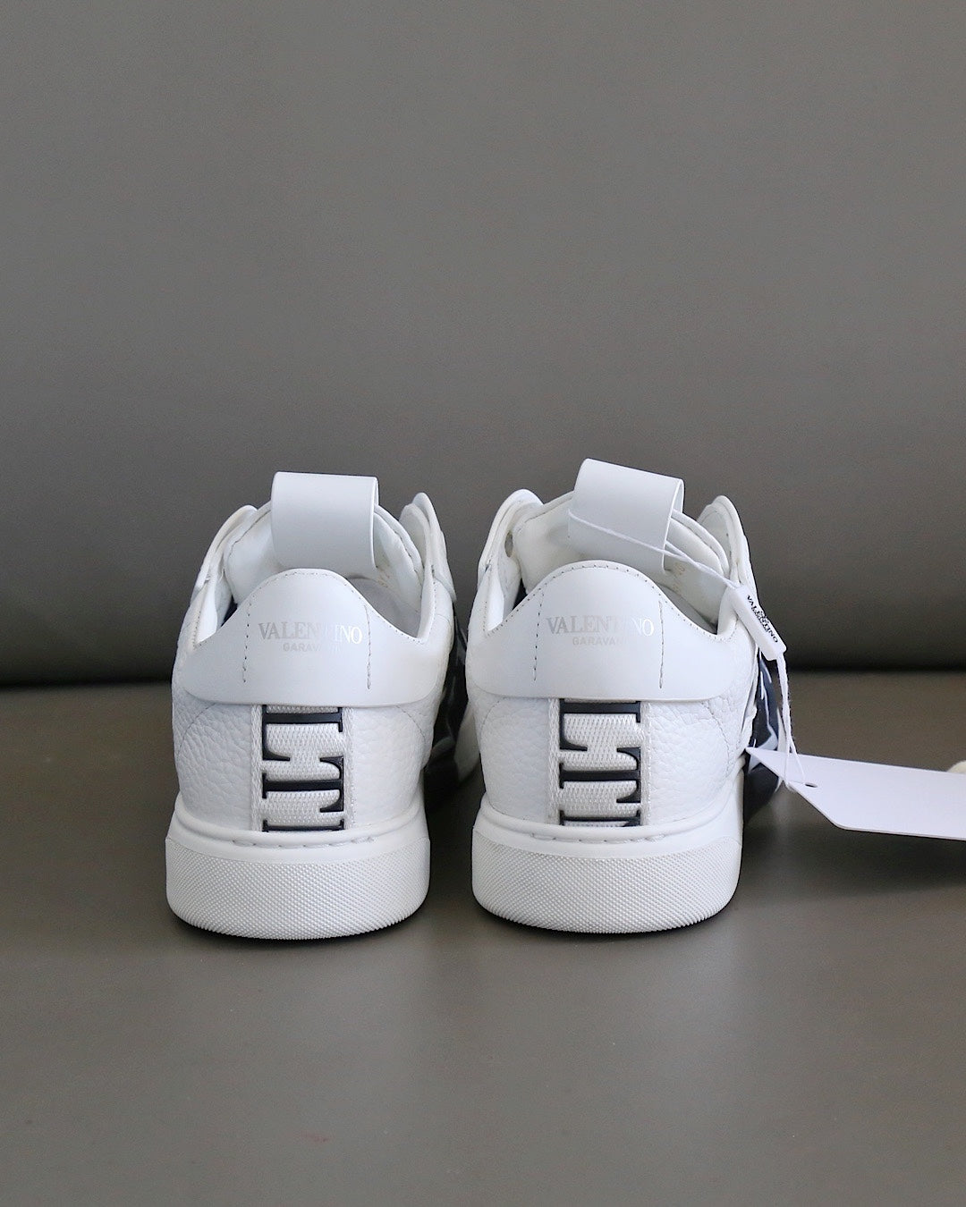 VT 25 Slip-On VL7N Sneaker White Black Cowhide